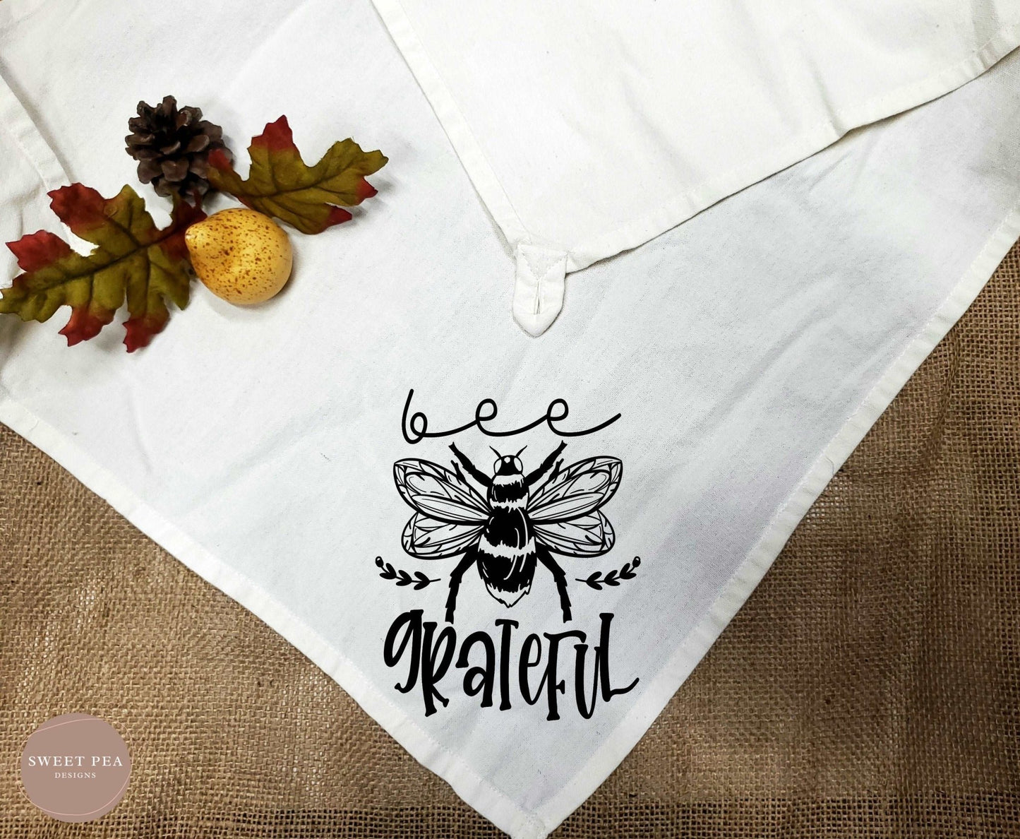 Tea Towel With Loop - Bee Grateful - Sweet Pea Designs - Gift Shop